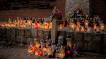 Znicze solarne podbijają polskie cmentarze – tradycja spotyka technologię