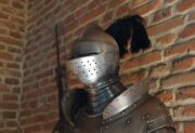 Najlepsze filmy o rycerzach – top 10 widowisk z mieczem, honorem i legendą
