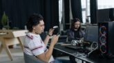 Pierwsze kroki w karierze IT – jak stać się doradcą technicznym oraz co wiąże się z tą ścieżką kariery?