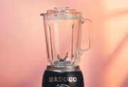 Ranking blenderów kielichowych 2026 – najlepsze modele do smoothie, lodu i kremów