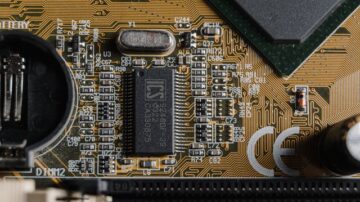 BIOS – jak go włączyć? Praktyczne porady