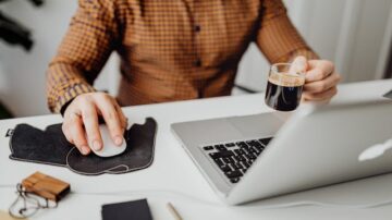 Przebranżowienie w 2026 roku – dlaczego coraz więcej osób decyduje się na zmianę zawodu?