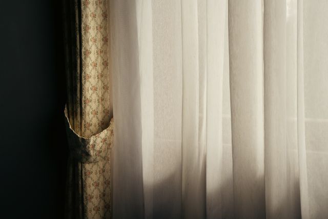 Jak prać firanki, żeby długo zachowały świeżość i ładny wygląd?