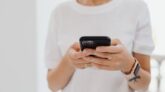 Najlepsze telefony do 600 zł – ranking 2026