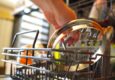 Ranking zmywarek 45 cm wolnostojących – najlepsze wąskie modele